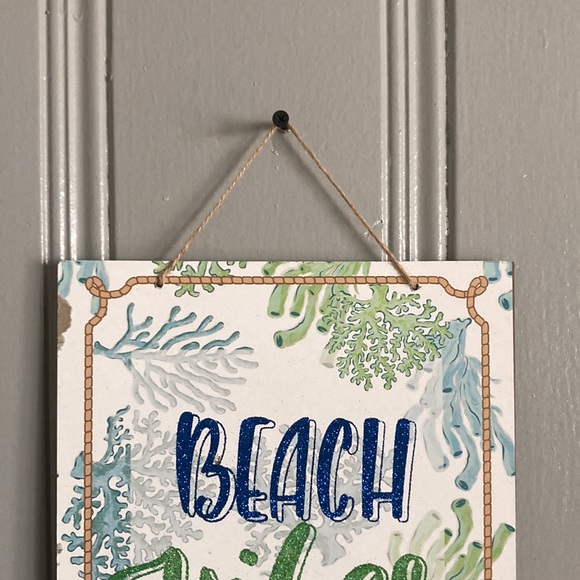 NWT Blue & Green Glittered BEACH VIBES ONLY Wooden Decoration Sign w/ 🪸 - Picture 10 of 11